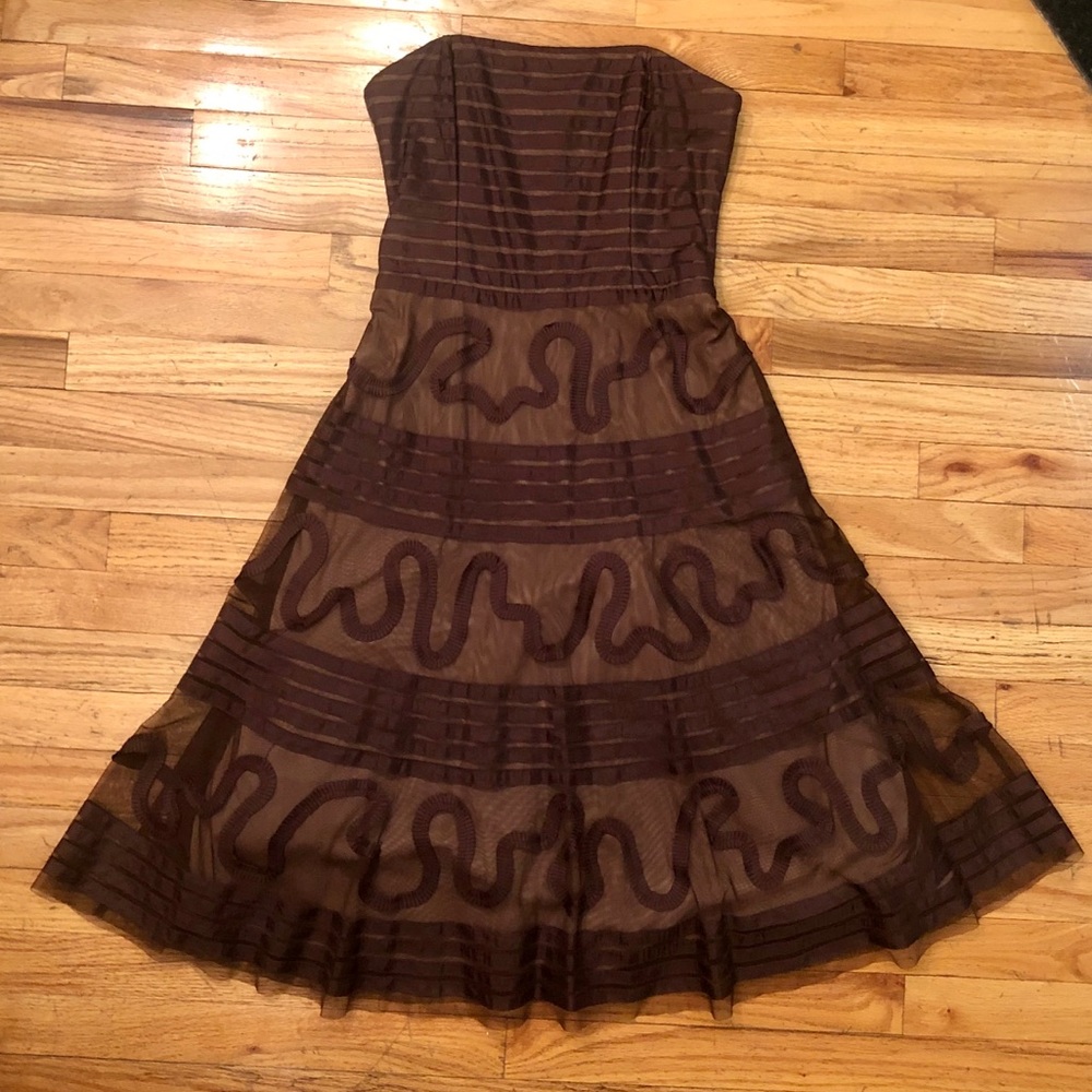 BCBGMAXAZRIA Brown strapless tea length dress SP - Picture 3 of 5